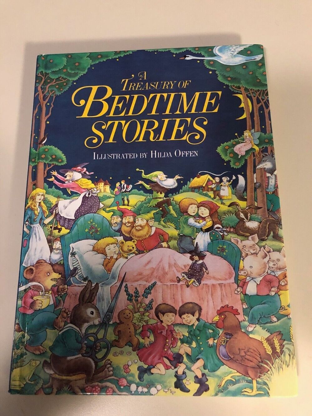 A Treasury Of Bedtime Stories Hardcover 1981 Linda Yeatman